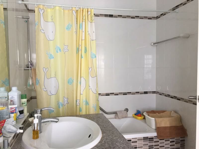 7-BR House, Bangkok, Lat Phrao, Lat Phrao, Bangkok, 7 Bedrooms, 350 sqm, Single Detached House For Sale, by Orapa Sumetheesirisakul, 500288587 - DDproperty.com