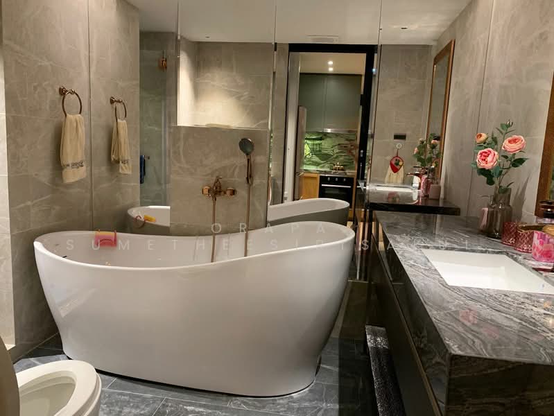 State Tower, Bangkok, 1055 Silom Road, Silom, Bang Rak, Bangkok, 2 Bedrooms, 68 sqm, Condo For Sale, by Orapa Sumetheesirisakul, 500288592 - DDproperty.com