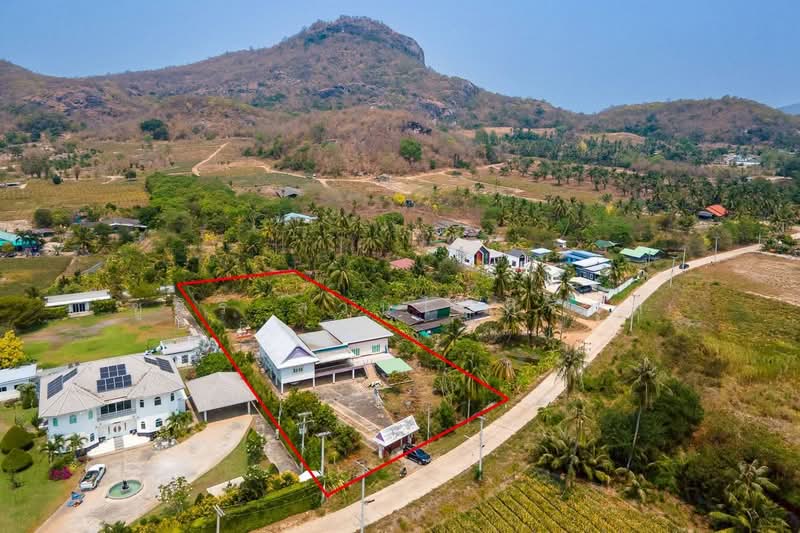 House & Land for Sale, Prachuap Khiri Khan, Thap Tai, Hua Hin, Prachuap Khiri Khan, 4 Bedrooms, 3,600 sqm, Single Detached House For Sale, by Shusiri Suanphaisirikul, 500288631 - DDproperty.com