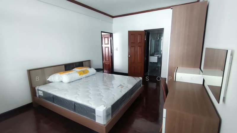 Aree Mansion, Bangkok, Sukhumvit, Khong Tan, Khlong Toei, Bangkok, 3 Bedrooms, 180 sqm, Apartment For Rent, by Boonraksa Sopak, 500288698 - DDproperty.com