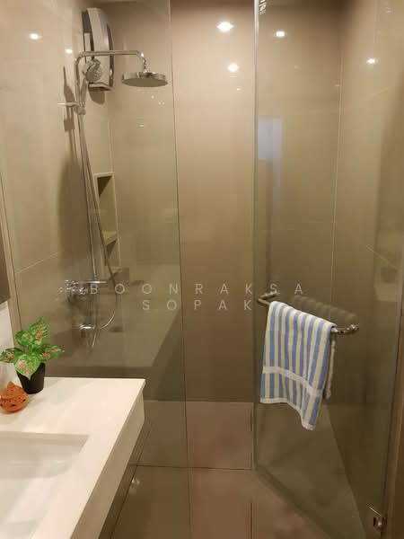 Rhythm Sukhumvit 42, Bangkok, Soi Sukhumvit 42, Sukhumvit Road, Phra Kanong, Khlong Toei, Bangkok, 1 Bedroom, 45 sqm, Condo For Rent, by Boonraksa Sopak, 500288703 - DDproperty.com