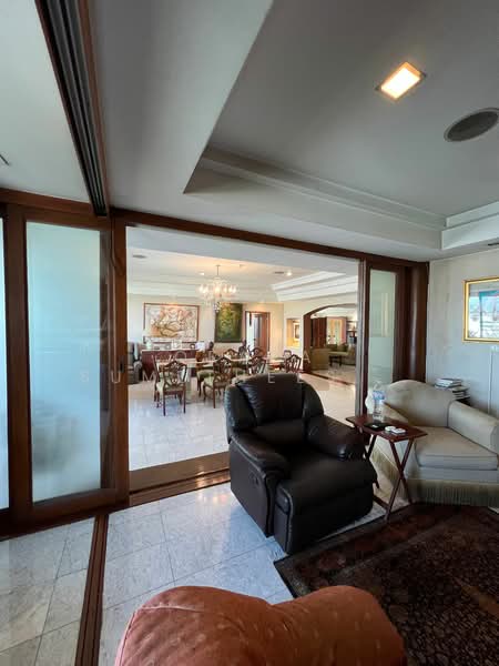 ขาย - Oriental Towers : โอเรียลเต็ล ทาวเวอร์, กรุงเทพ