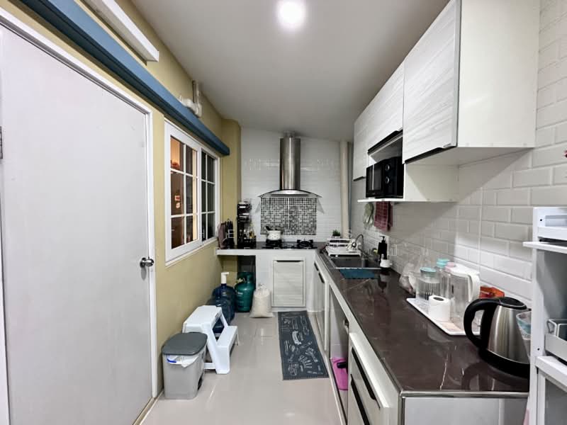 For Sale - Golden Town Sriracha-Assumption, Chon Buri (Pattaya)