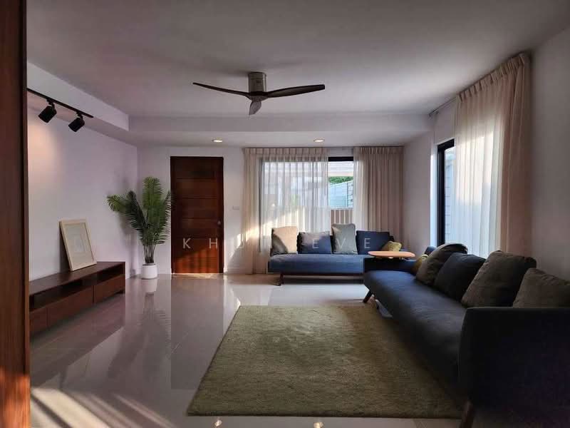 Areeya Mandarina Sukhumvit 77 : อารียา แมนดารีนา สุขุมวิท 77, กรุงเทพ, ถนนสุขุมวิท 77 (อ่อนนุช), สวนหลวง, สวนหลวง, กรุงเทพ, 380 ตร.ม., ทาวน์เฮ้าส์ ให้เช่า, โดย Khun Eve, 500288717 - DDproperty.com