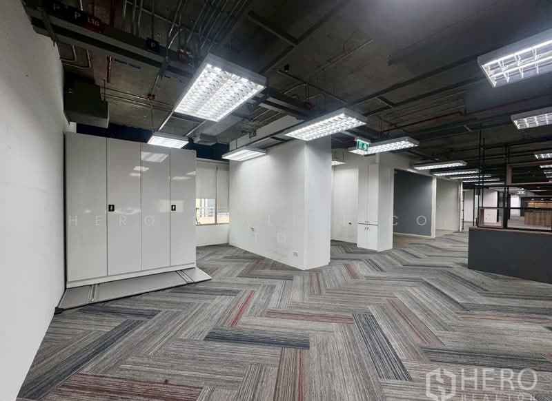 ให้เช่า - For Rent Office Space 612 sqm near BTS Asok & MRT Sukhumvit HRE00680, กรุงเทพ