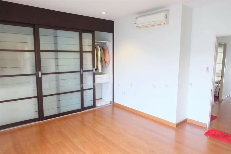Baan Klang Muang Urbanion Ladprao - Chokchai 4 : บ้านกลางเมือง เออร์บาเนี่ยน ลาดพร้าว - โชคชัย 4, กรุงเทพ, ถนน ลาดพร้าววังหิน, ลาดพร้าว, ลาดพร้าว, กรุงเทพ, 150 ตร.ม., ทาวน์เฮ้าส์ ขาย, โดย คุณ สิทธิวัตร์ นนทธิ (โอม), 500288788 - DDproperty.com