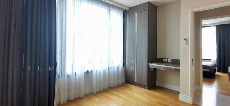 AGUSTON Sukhumvit 22, Bangkok, 140 Sukhumvit Road, Khlong Toei, Khlong Toei, Bangkok, 3 Bedrooms, 138 sqm, Condo For Sale, by Orapa Sumetheesirisakul, 500288838 - DDproperty.com