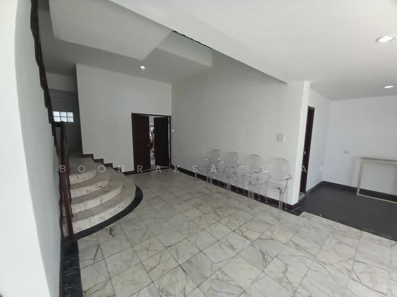 undefined, Bangkok, Khlong Tan Nua, Watthana, Bangkok, 3 Bedrooms, 263 sqm, Townhouse For Rent, by Boonraksa Sopak, 500288855 - DDproperty.com
