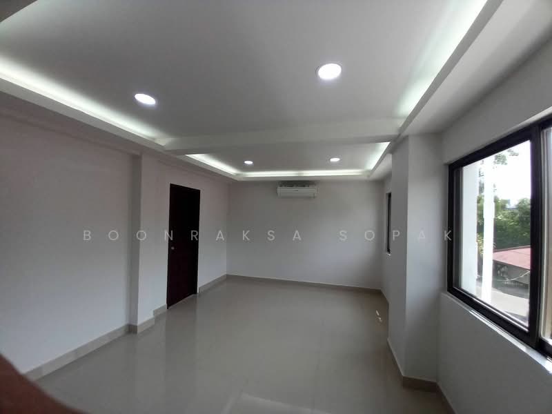 undefined, Bangkok, Khlong Tan Nua, Watthana, Bangkok, 3 Bedrooms, 263 sqm, Townhouse For Rent, by Boonraksa Sopak, 500288855 - DDproperty.com