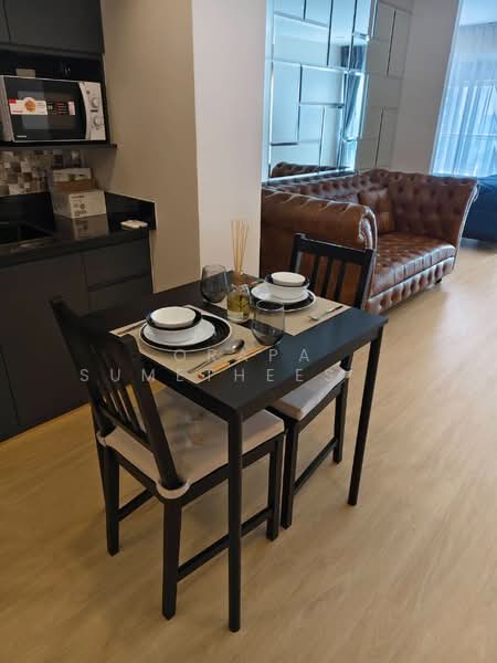 Silom Suite, Bangkok, Soi Sathorn 12, Sathorn Road, Silom, Bang Rak, Bangkok, 1 Bedroom, 43 sqm, Condo For Sale, by Orapa Sumetheesirisakul, 500288877 - DDproperty.com
