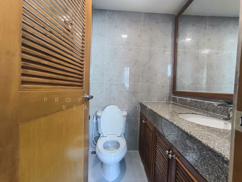 Villa Fourteen, Bangkok, Soi Sukhumvit 14, Khlong Toei, Khlong Toei, Bangkok, 4 Bedrooms, 328 sqm, Condo For Rent, by PROPERTYSIGHTS REAL ESTATE, 500288938 - DDproperty.com
