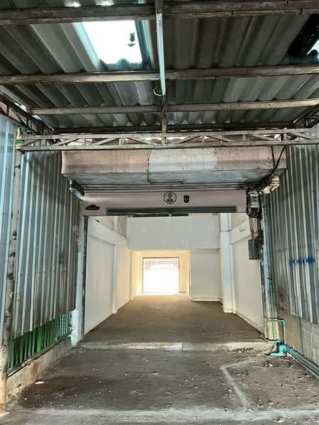 ขาย - อาคารพาณิชย์ 3.5 ชั้น 16 ตร.ว. โครงการพนาสนธิ์ การ์เด้นโฮม1 ซอยหทัยราษฎร์33/2, กรุงเทพ