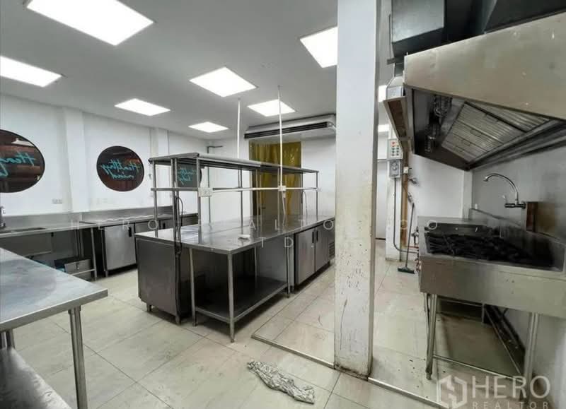 For Rent Retail Space 500 sqm in Samsen Nai, Phaya Thai, Bangkok near BTS Ari BRE22373, กรุงเทพ, สามเสนใน, พญาไท, กรุงเทพ, 500 ตร.ม., พื้นที่ขายของ ให้เช่า, โดย Hero Realtor Co., Ltd., 500288945 - DDproperty.com