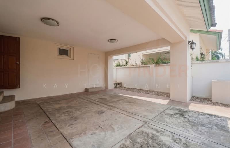 Rasa Spanish Courtyard, Bangkok, Chorake Bua, Lat Phrao, Bangkok, 3 Bedrooms, 230 sqm, Single Detached House For Sale, by Kay Tippayanet, 500288993 - DDproperty.com