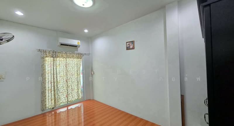 ทาวน์เฮ้าส์วัดใหม่ จันทบุรี, Chanthaburi, Wat Mai, Muang Chanthaburi, Chanthaburi, 3 Bedrooms, 168 sqm, Townhouse For Sale, by The Best Property   กอล์ฟ, 500288998 - DDproperty.com