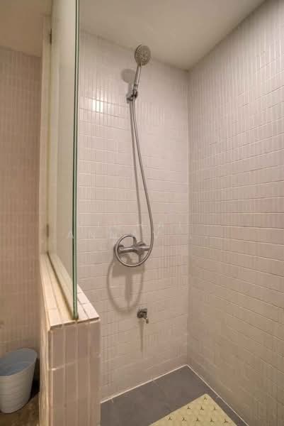 Lake Avenue Sukhumvit 16, Bangkok, Soi Sammitr Sukhumvit Road, Khlong Tan Nua, Watthana, Bangkok, 2 Bedrooms, 129 sqm, Condo For Rent, by Vichai  Annavakulthorn, 500289008 - DDproperty.com