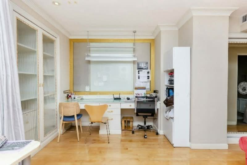 Langsuan Ville, Bangkok, 50 Soi Langsuan, Lumphini, Pathum Wan, Bangkok, 2 Bedrooms, 242 sqm, Condo For Rent, by Boonraksa Sopak, 500289059 - DDproperty.com