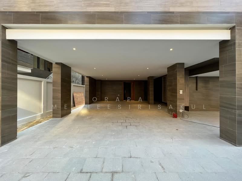 Anina Villa Sathorn-Yenakart, Bangkok, Soi Yen Akat 2, Yen Akat Road, Chong Nonsi, Yan Nawa, Bangkok, 4 Bedrooms, 520 sqm, Single Detached House For Sale, by Orapa Sumetheesirisakul, 500289098 - DDproperty.com