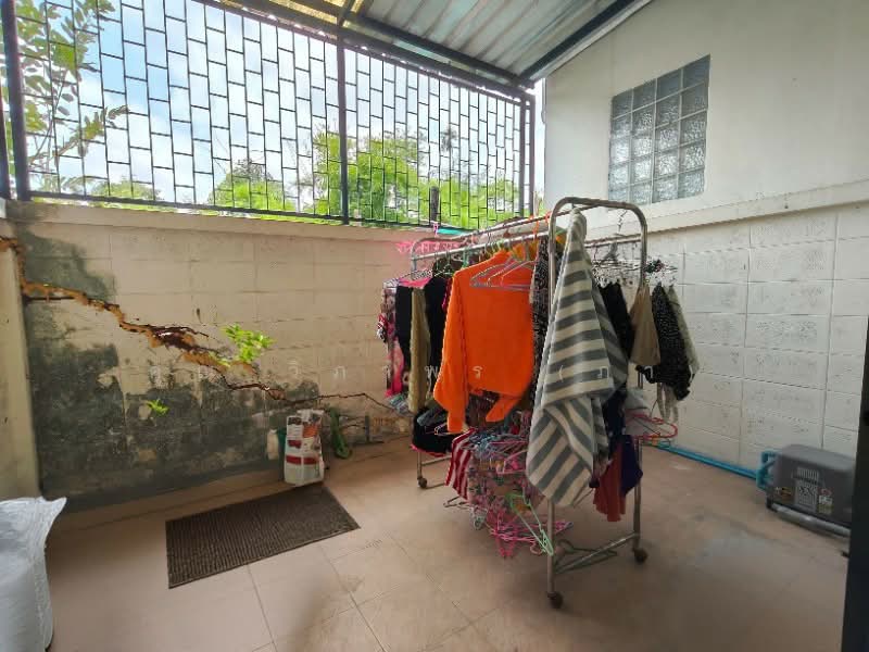 ทาวน์เฮ้าส์ 3 ชั้น หมู่บ้านไพโรจน์ โครงการ 5 บางนา ทำเลดี ราคาถูก, กรุงเทพ, บางนา-ตราด, บางนาเหนือ, บางนา, กรุงเทพ, 180 ตร.ม., ทาวน์เฮ้าส์ ขาย, โดย คุณ วิภาพร (ภา), 500289132 - DDproperty.com
