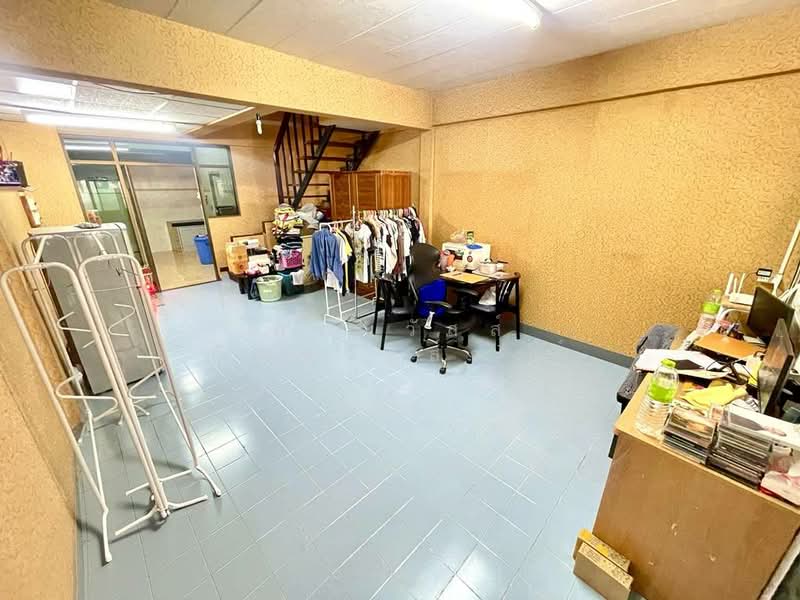 ขาย ทาวน์เฮ้าส์ 2 ชั้น หมู่บ้าน ฟลาวเวอรี่โฮม ปากเกร็ด, นนทบุรี, บ้านใหม่, ปากเกร็ด, นนทบุรี, 80 ตร.ม., ทาวน์เฮ้าส์ ขาย, โดย กรณวัสส์ กัณฑวัสส์วงส์, 500289133 - DDproperty.com
