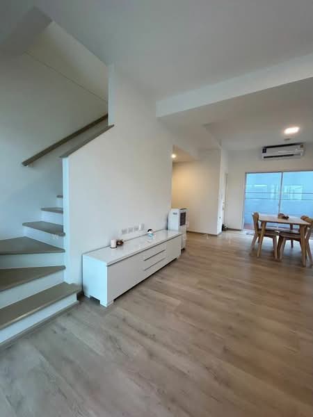 Villaggio 2 Srinakarin-Bangna : วิลลาจจิโอ 2 ศรีนครินทร์-บางนา, สมุทรปราการ, ถนนบัวนครินทร์, บางแก้ว, บางพลี, สมุทรปราการ, 89 ตร.ม., บ้านเดี่ยว ให้เช่า, โดย ณภัทร พรสิริเมธากุล, 500289144 - DDproperty.com
