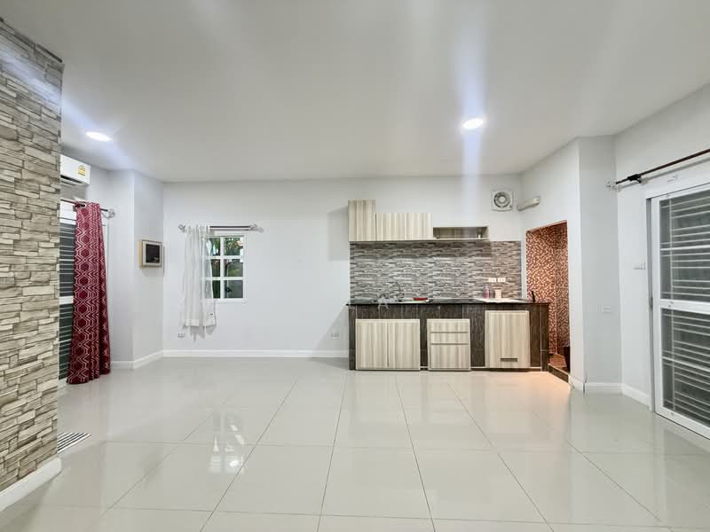 For Sale - Lake Valley Bowin, Chon Buri (Pattaya)
