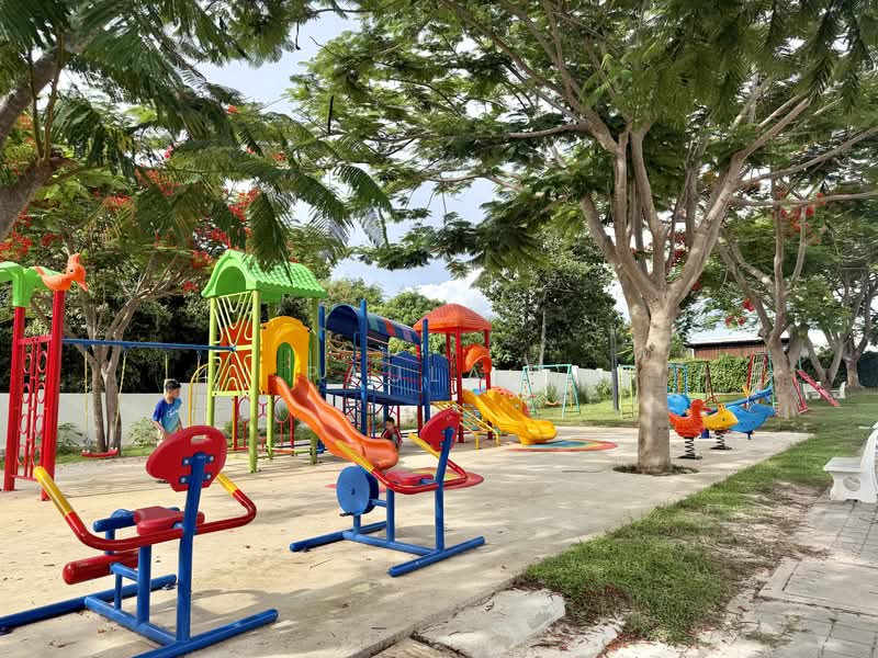 Lake Valley Bowin, Chon Buri (Pattaya), Nong Khae Road, Bo Win, Si Racha, Chon Buri (Pattaya), 5 Bedrooms, 520 sqm, Single Detached House For Sale, by Paula ., 500289171 - DDproperty.com