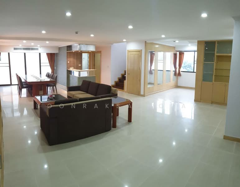 Supalai Place Sukhumvit 39, Bangkok, 175-179 Soi Sukhumvit 39 Sukhumvit Road, Khlong Tan Nua, Watthana, Bangkok, 3 Bedrooms, 280 sqm, Condo For Rent, by Boonraksa Sopak, 500289214 - DDproperty.com