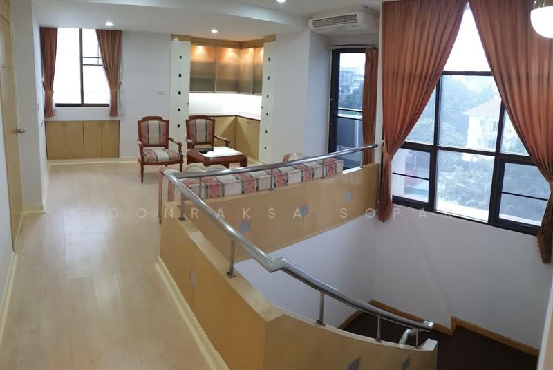 Supalai Place Sukhumvit 39, Bangkok, 175-179 Soi Sukhumvit 39 Sukhumvit Road, Khlong Tan Nua, Watthana, Bangkok, 3 Bedrooms, 280 sqm, Condo For Rent, by Boonraksa Sopak, 500289214 - DDproperty.com