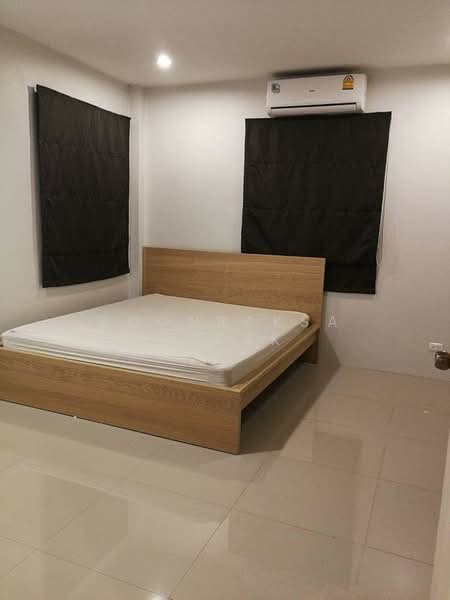 undefined, Bangkok, Bang Chak, Phra Khanong, Bangkok, 3 Bedrooms, 250 sqm, Single Detached House For Rent, by Boonraksa Sopak, 500289235 - DDproperty.com