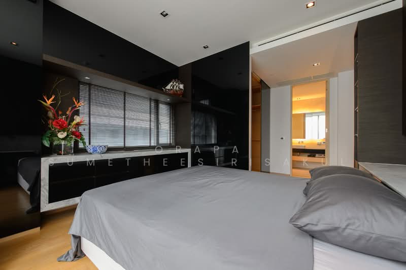 Saladaeng Residences, Bangkok, 29/1 North Sathorn Road, Silom, Bang Rak, Bangkok, 2 Bedrooms, 101 sqm, Condo For Sale, by Orapa Sumetheesirisakul, 500289280 - DDproperty.com
