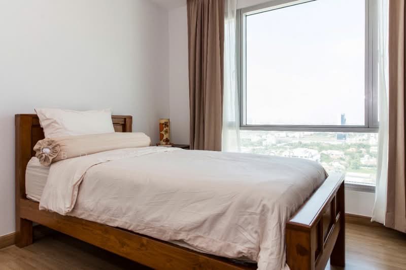 Thru Thonglor, Bangkok, Petchaburi Road, Bang Kapi, Huai Khwang, Bangkok, 2 Bedrooms, 63 sqm, Condo For Rent, by Boonraksa Sopak, 500289299 - DDproperty.com