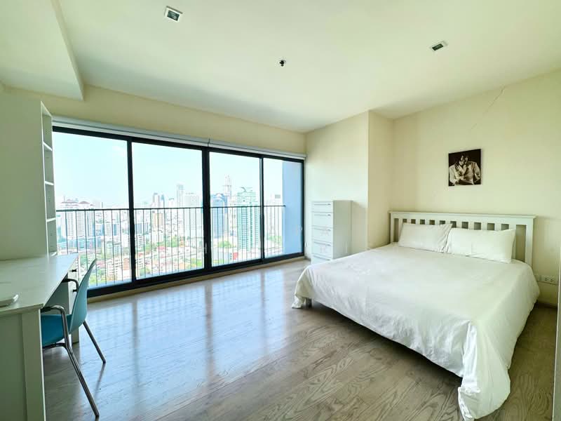 Noble Remix, Bangkok, 772 Soi Sukhumvit 36, Sukhumvit Road, Khong Tan, Khlong Toei, Bangkok, 3 Bedrooms, 274 sqm, Condo For Sale, by Orapa Sumetheesirisakul, 500289304 - DDproperty.com