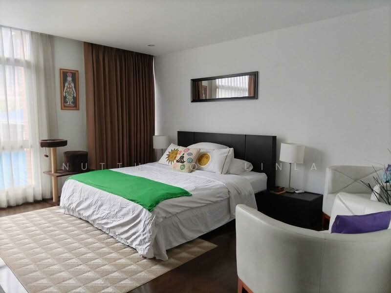 Baan Ananda, Bangkok, Sukhumvit 61, Khlong Tan Nua, Watthana, Bangkok, 3 Bedrooms, 150 sqm, Condo For Sale, by Nattapat Reunyota, 500289316 - DDproperty.com