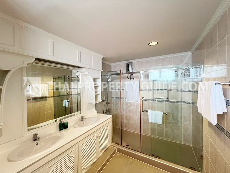 Charan Tower Residences by Aspira, Bangkok, 19 Soi Sukhumvit 43, Khlong Tan Nua, Watthana, Bangkok, 3 Bedrooms, 400 sqm, Apartment For Rent, by Khun Nita, 500289322 - DDproperty.com