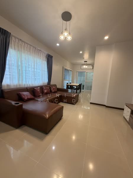 Villette City Pattanakarn 38, Bangkok, Phatthanakan Road, Prawet, Prawet, Bangkok, 4 Bedrooms, 120 sqm, Townhouse For Rent, by Sunitra Sachdev, 500289341 - DDproperty.com