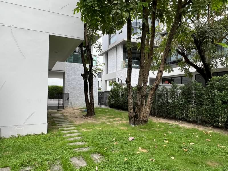 Quarter Thonglor, Bangkok, Soi Saengthong, Khlong Tan Nua, Watthana, Bangkok, 4 Bedrooms, 401 sqm, Single Detached House For Sale, by Orapa Sumetheesirisakul, 500289400 - DDproperty.com