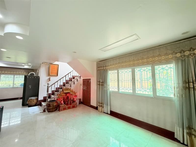 ทิพธนา เพชรเกษม55, กรุงเทพ, ถนนเพชรเกษม, หลักสอง, บางแค, กรุงเทพ, 280 ตร.ม., บ้านเดี่ยว ขาย, โดย คุณ ภัควรินธร อัครศักดิ์ปัญญา (แนน), 500289422 - DDproperty.com