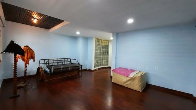 undefined, Bangkok, Praborommaharatchawang, Phra Nakhon, Bangkok, 5 Bedrooms, 31 sqm, Townhouse For Sale, by Orapa Sumetheesirisakul, 500289423 - DDproperty.com