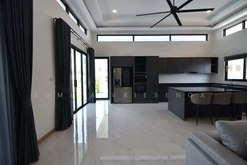 Luxury Pool Villa for Sale in Hua Hin – 4 Bedroom Modern Villa near Black Mountain, Prachuap Khiri Khan, Hin Lek Fai, Hua Hin, Prachuap Khiri Khan, 4 Bedrooms, 225 sqm, Villa For Sale, by Sumita Vriesenga, 500289428 - DDproperty.com