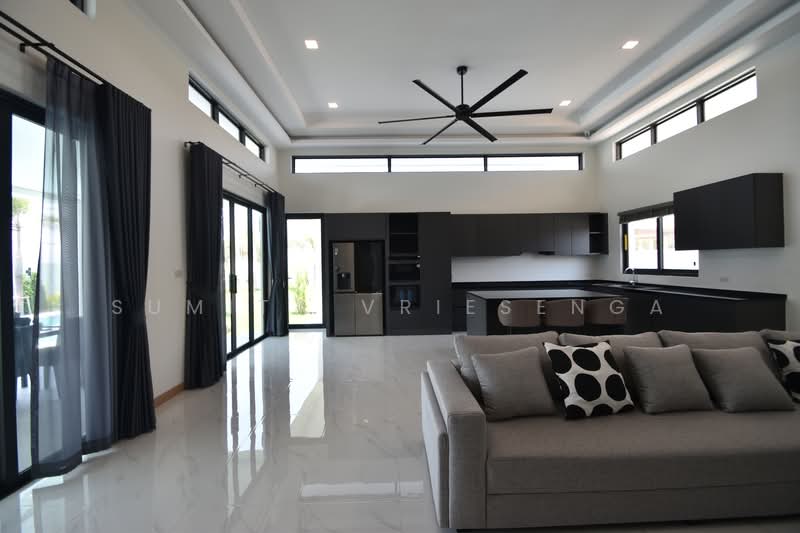 Luxury Pool Villa for Sale in Hua Hin – 4 Bedroom Modern Villa near Black Mountain, Prachuap Khiri Khan, Hin Lek Fai, Hua Hin, Prachuap Khiri Khan, 4 Bedrooms, 225 sqm, Villa For Sale, by Sumita Vriesenga, 500289428 - DDproperty.com