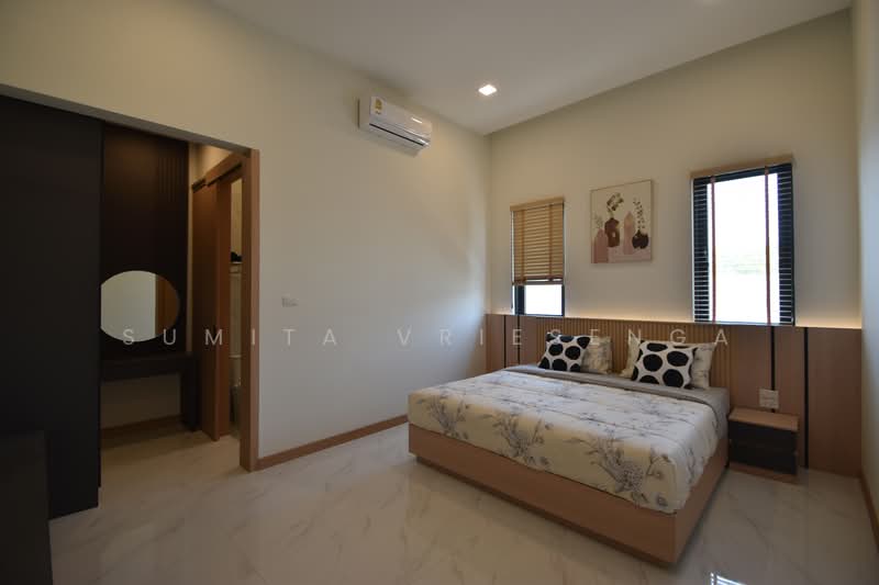 Luxury Pool Villa for Sale in Hua Hin – 4 Bedroom Modern Villa near Black Mountain, Prachuap Khiri Khan, Hin Lek Fai, Hua Hin, Prachuap Khiri Khan, 4 Bedrooms, 225 sqm, Villa For Sale, by Sumita Vriesenga, 500289428 - DDproperty.com