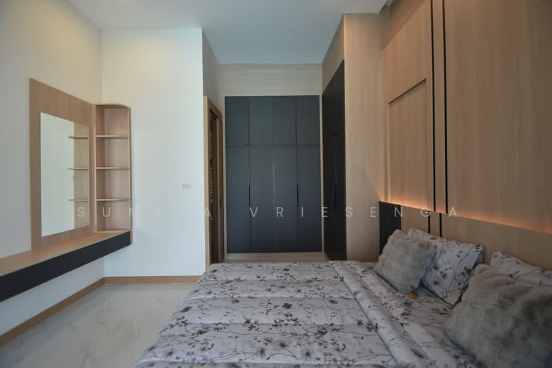 Luxury Pool Villa for Sale in Hua Hin – 4 Bedroom Modern Villa near Black Mountain, Prachuap Khiri Khan, Hin Lek Fai, Hua Hin, Prachuap Khiri Khan, 4 Bedrooms, 225 sqm, Villa For Sale, by Sumita Vriesenga, 500289428 - DDproperty.com