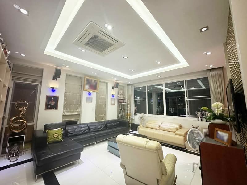บ้านเดี่ยวลาดพร้าว กรุงเทพมหานคร, Bangkok, Lat Phrao, Lat Phrao, Bangkok, 8 Bedrooms, 1,000 sqm, Single Detached House For Sale, by The Best Property อัญญ่า, 500289432 - DDproperty.com