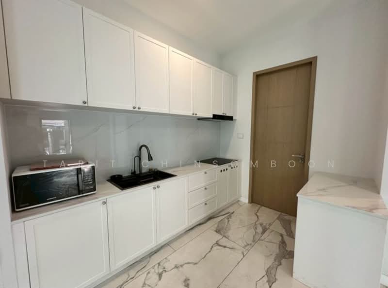The Glamor Ekkamai – Praditmanutham, Bangkok, Soi Praditmanutham 8, Khlong Chaokhun Sing, Wang Thonglang, Bangkok, 3 Bedrooms, 412 sqm, Single Detached House For Sale, by Tarit Chinsomboon, 500289437 - DDproperty.com