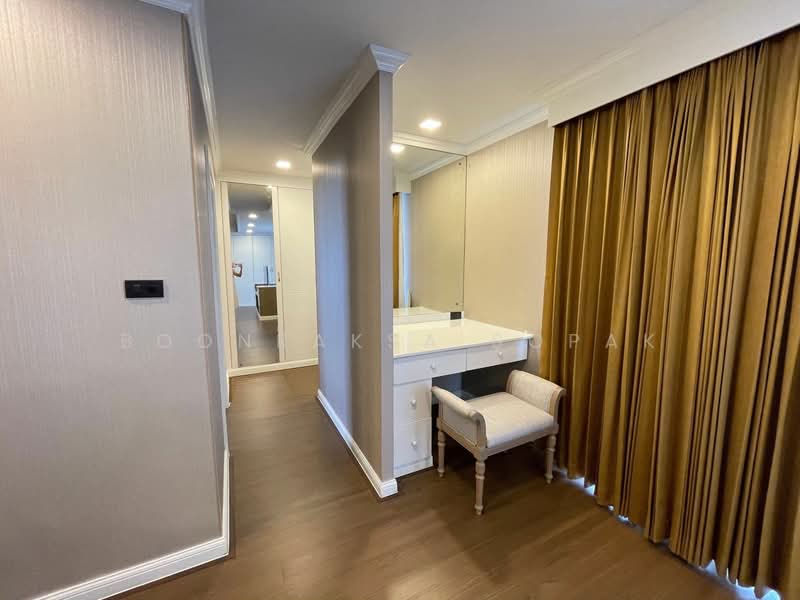 Oriental Towers, Bangkok, 25 Soi Ekkamai 12, Ekkamai Road, Khlong Tan Nua, Watthana, Bangkok, 4 Bedrooms, 453 sqm, Condo For Rent, by Boonraksa Sopak, 500289440 - DDproperty.com