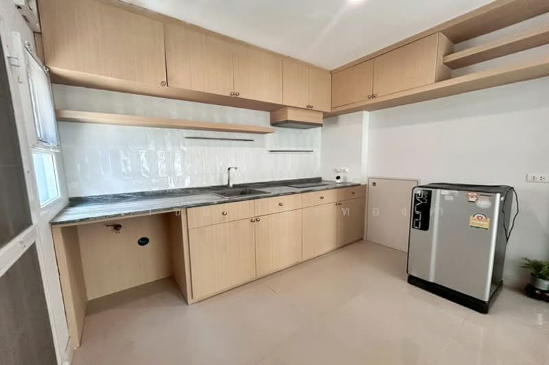 Grande Pleno Bangna Onnut, Samut Prakan, Rajateva Bangplee, Bangphli Yai, Bang Plee, Samut Prakan, 3 Bedrooms, 145 sqm, Townhouse For Sale, by สง่าชัย ไทรทองคำ, 500289444 - DDproperty.com