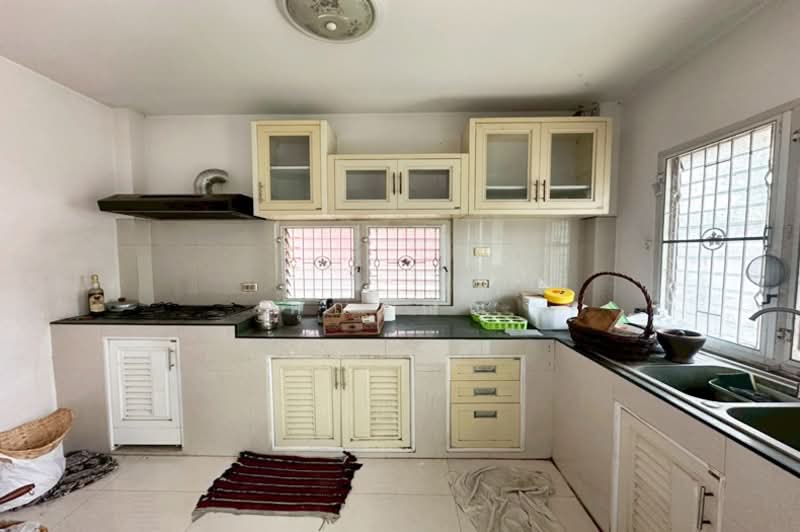 หมู่บ้านประดับดาว 5-6, Nonthaburi, Tha It, Pak Kret, Nonthaburi, 4 Bedrooms, 180 sqm, Single Detached House For Sale, by คุณริณณ์, 500289456 - DDproperty.com