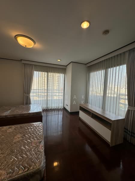Richmond Palace, Bangkok, Soi Sukhumvit 43 Sukhumvit Road, Khlong Tan Nua, Watthana, Bangkok, 2 Bedrooms, 146 sqm, Condo For Rent, by Boonraksa Sopak, 500289465 - DDproperty.com