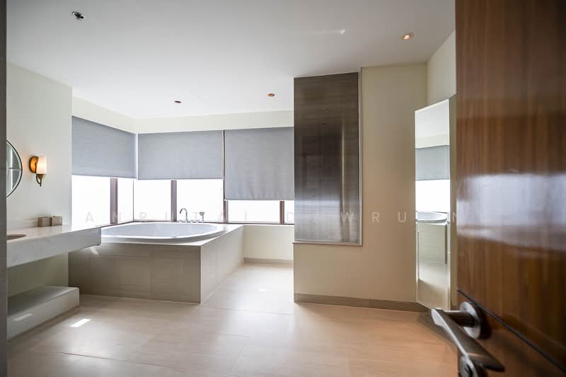 The Emporio Place : ดิ เอ็มโพริโอ เพลส, กรุงเทพ, 93 ซอยสุขุมวิท 24 ถนนสุุขุมวิท, คลองตัน, คลองเตย, กรุงเทพ, 250 ตร.ม., คอนโด ขาย, โดย Kanrutai Dawruang, 500289492 - DDproperty.com